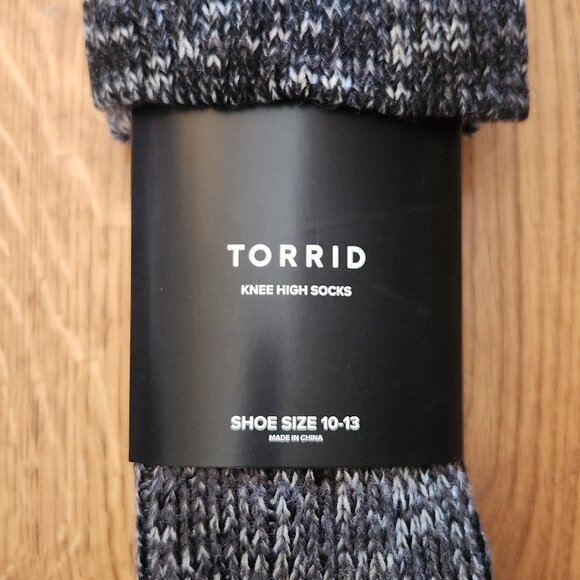 Plus size Thick Knee High Socks Heather Grey from Torrid 2 pack - Picture 2 of 7